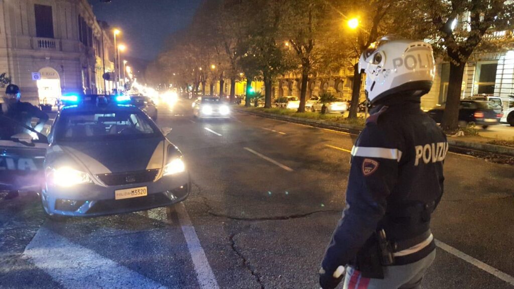 MOVIDA E SICUREZZA – La Polizia di Stato potenzia i controlli a tappeto a Messina e in provincia