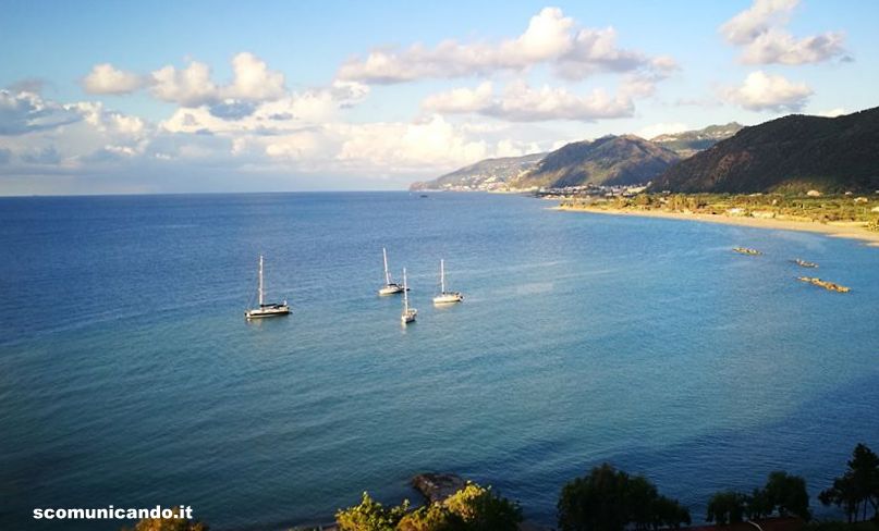 ALLA FONDA – Aria d’estate nella baia di Testa di Monaco