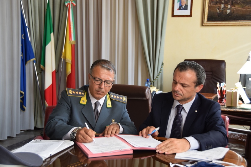 CITTÀ METROPOLITANA – Appalti pubblici, siglato protocollo d’intesa con la Guardia di Finanza