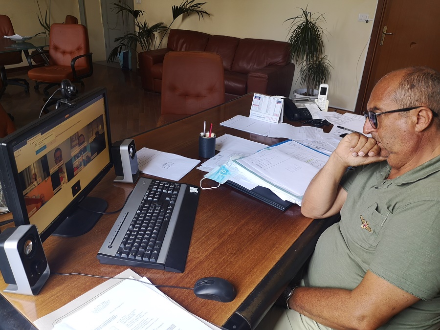 CAPO D’ORLANDO – Pagamento stipendi dei dipendenti comunali: riunione in videoconferenza con la Prefettura