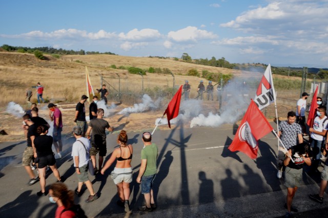 NO MUOS – A Niscemi manifestazione nel segno della “resistenza”. La fotogallery