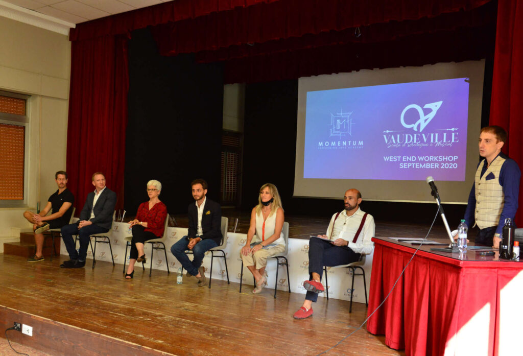 TEATRO – Scuola di recitazione “Vaudeville”: ufficializzata la collaborazione con l’Accademia londinese “Momentum performing arts academy”