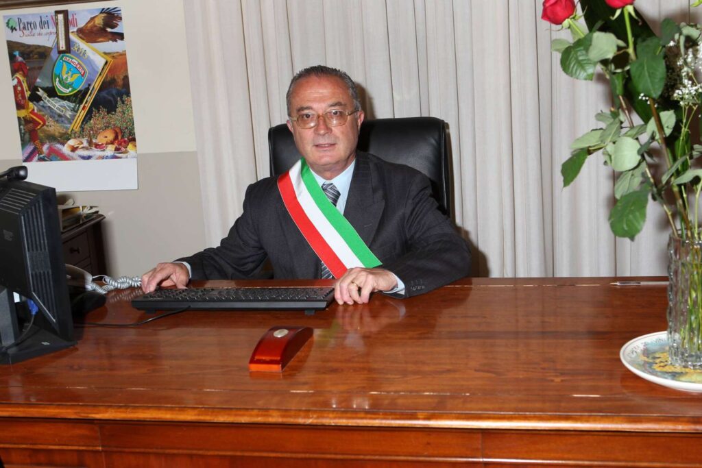 CASTELL’UMBERTO – Coronavirus, chiusa la scuola di contrada Margi