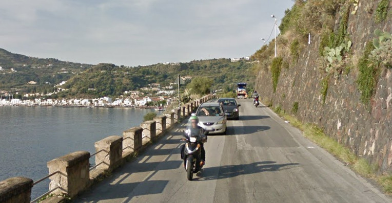 LIPARI – Affidati i lavori di ripristino di una parte di muro lungo la strada provinciale 181 del Pignataro