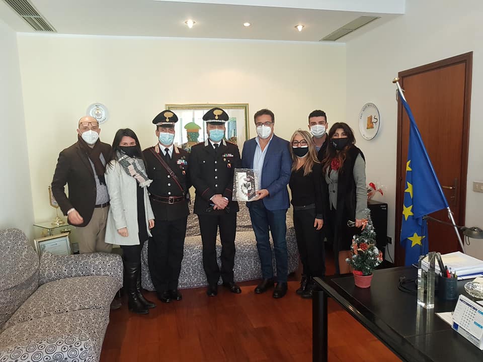 INCONTRI ISTITUZIONALI – Il Comandante della compagnia dei Carabinieri incontra l’amministrazione sinagrese