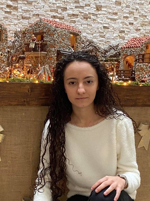 SERENA LO CONTI – La passione e l’arte di far presepi