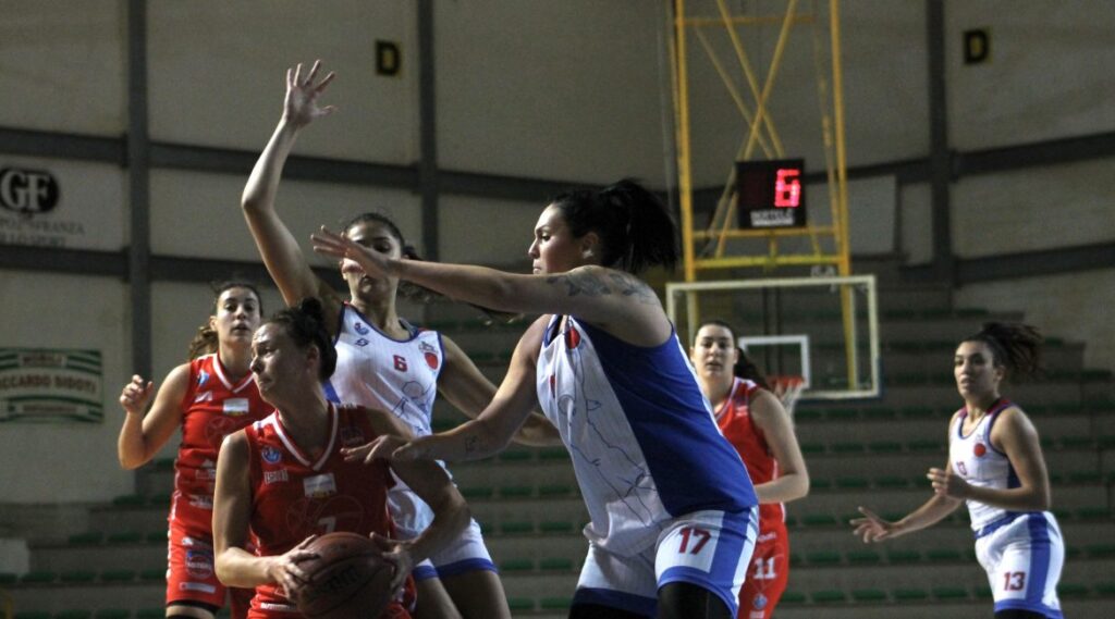 BASKET – Quinta vittoria di fila per l’Alma Patti. Contro Bolzano determinante un primo quarto da 26-15