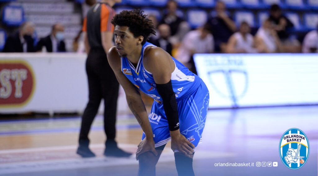 BASKET – L’Orlandina tenta la rimonta nell’ultimo periodo, Udine ha la meglio