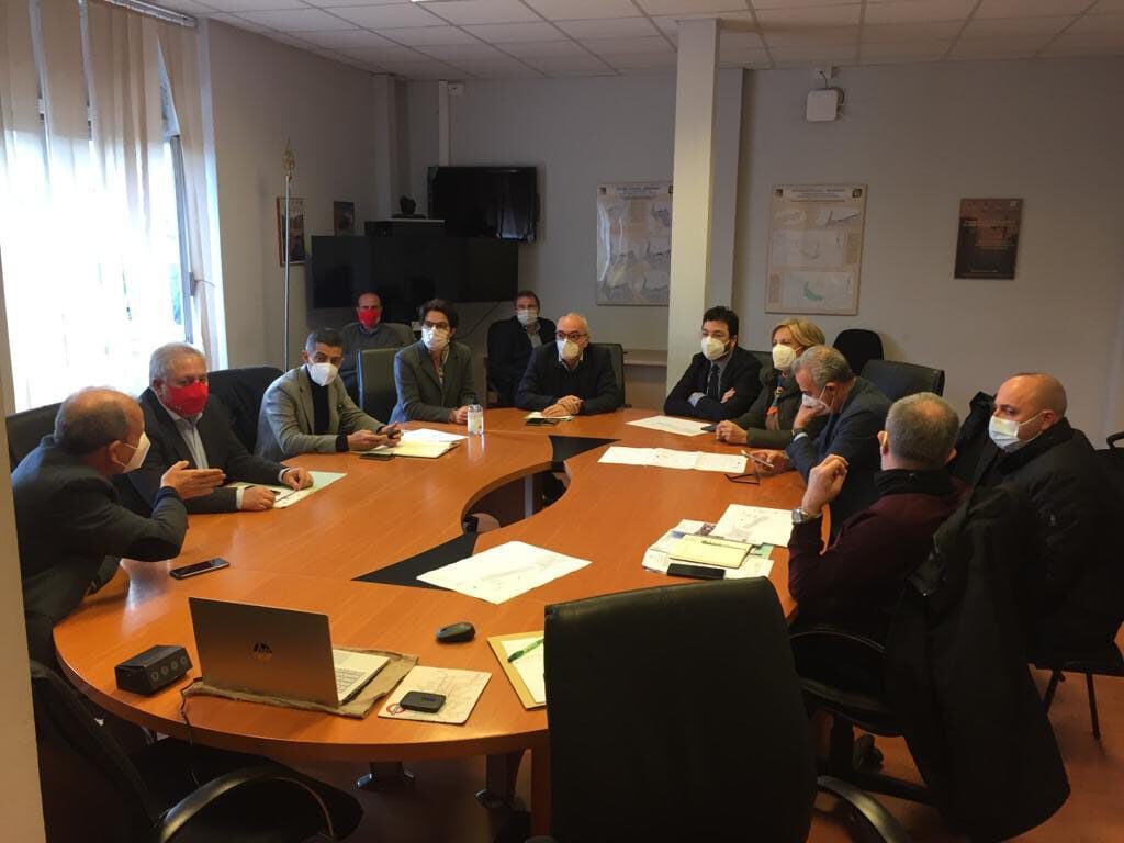 VACCINI DI MASSA A MESSINA – Confermata la Fiera: sarà trasformata in un grande hub con 48 “box”