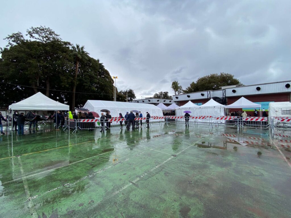 FIERA DI MESSINA – Un vaccino al minuto