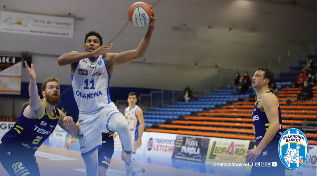 BASKET – L’Orlandina non completa la rimonta, Verona passa al PalaFantozzi