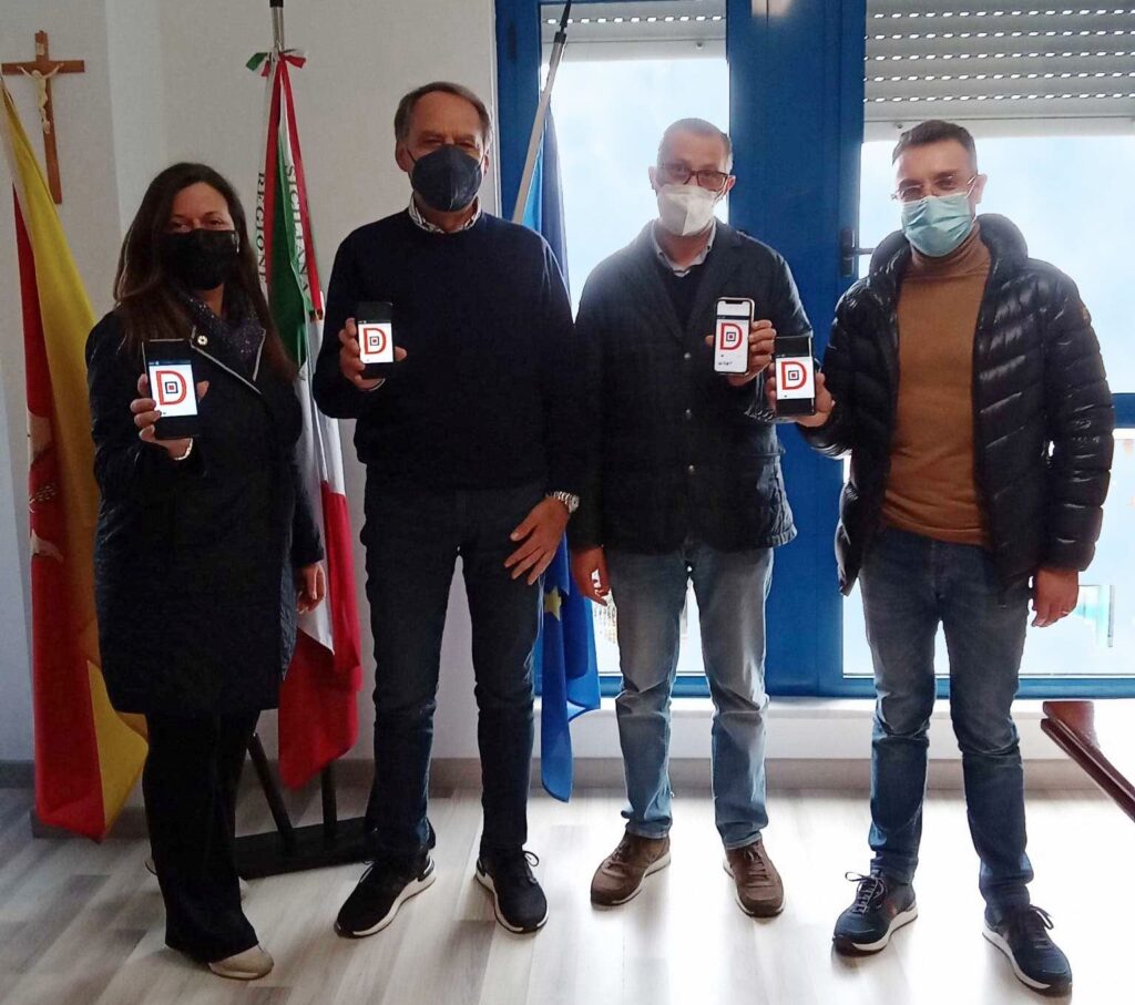 SANT’AGATA MILITELLO – Arriva “Donacod” l’app innovativa per mensa, scuolabus e asilo nido