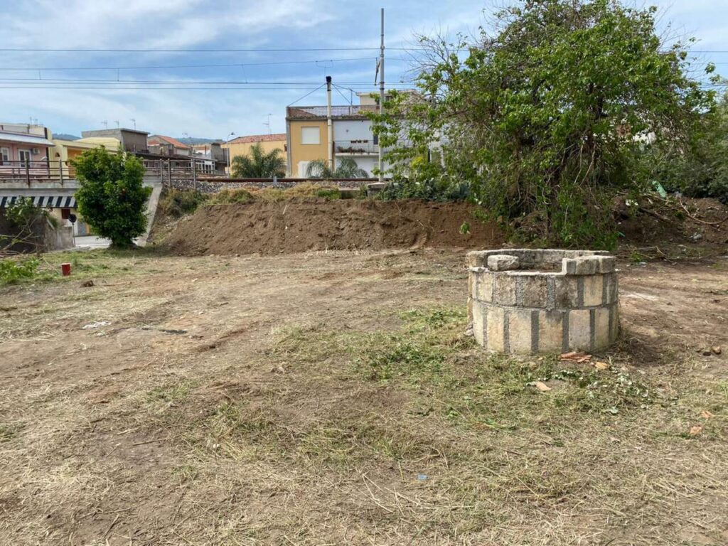 OLIVERI – Interventi di pulizia dei torrenti e di aree demaniali