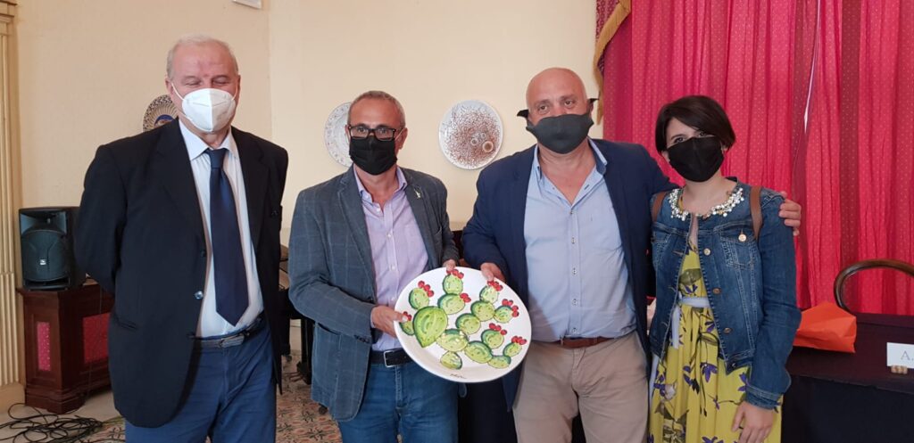 “I MORI” A SANTO STEFANO C. – L’assessore Samonà inaugura la Biennale di arte contemporanea