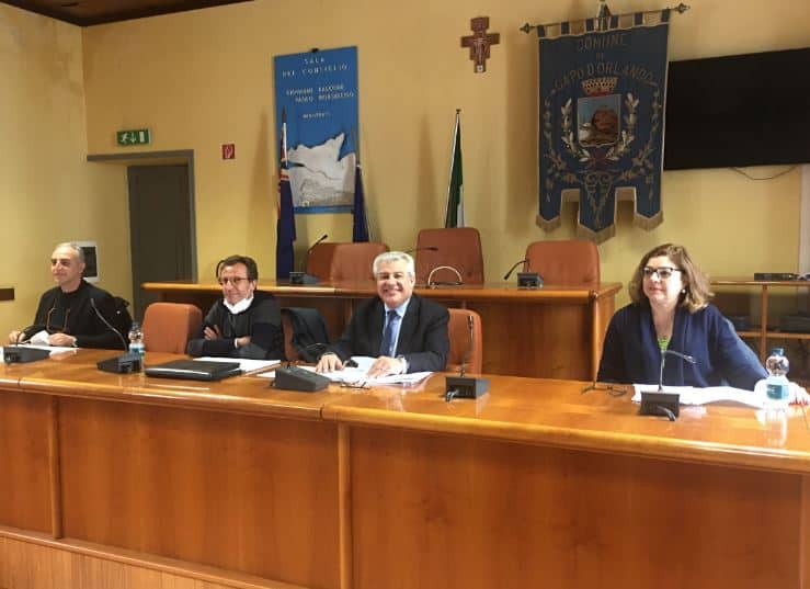 CAPO D’ORLANDO – La minoranza consiliare chiede lumi sul contezioso tra Comune e Fondazione Famiglia Piccolo di Calanovella