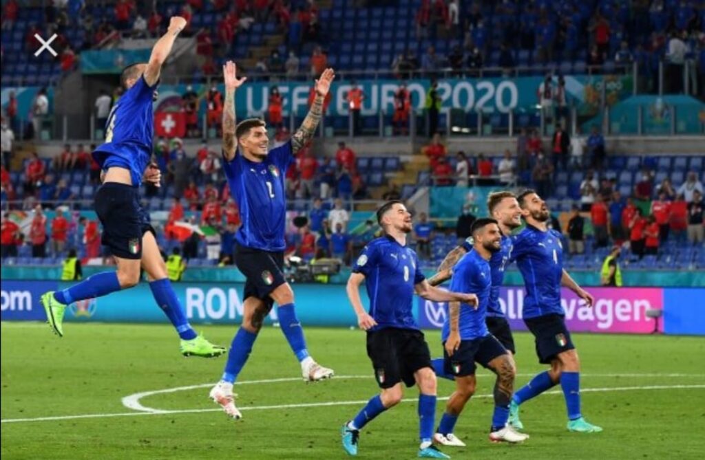 EUROPEI – In piazza Quasimodo, a Gliaca, MaxSchermo