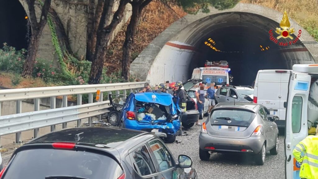 INCIDENTI – Sulla A20 stamani