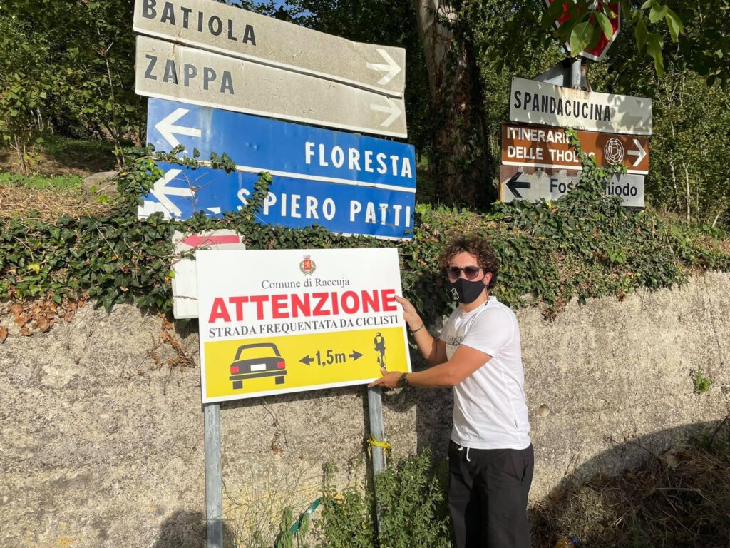 RACCUJA – Il piccolo borgo nebroideo aderisce alla campagna Salva Ciclisti