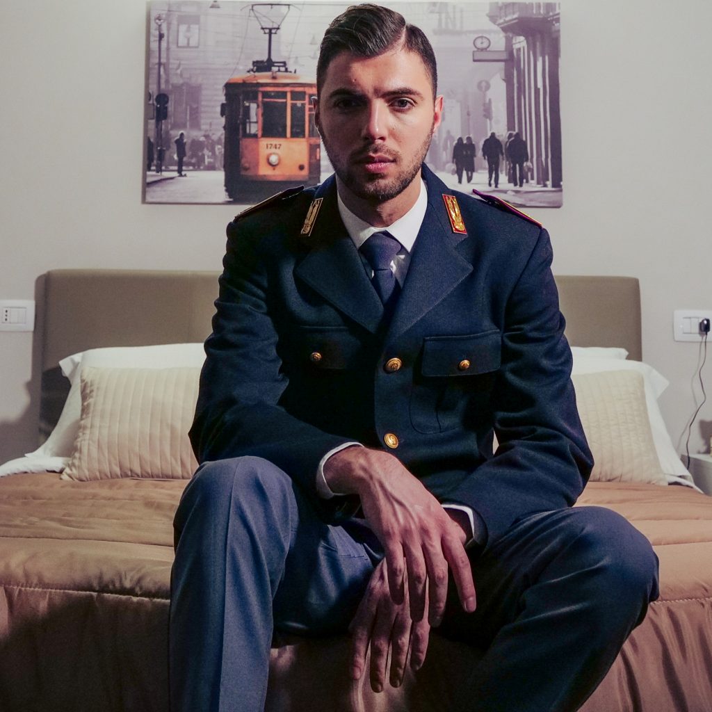 REVMAN – Il rapper poliziotto canta per l’Afghanistan