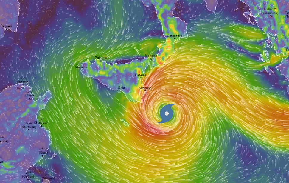 LA SITUAZIONE – Maltempo, il ciclone Apollo colpisce. Siracusa in ginocchio, la popolazione invitata a non uscire