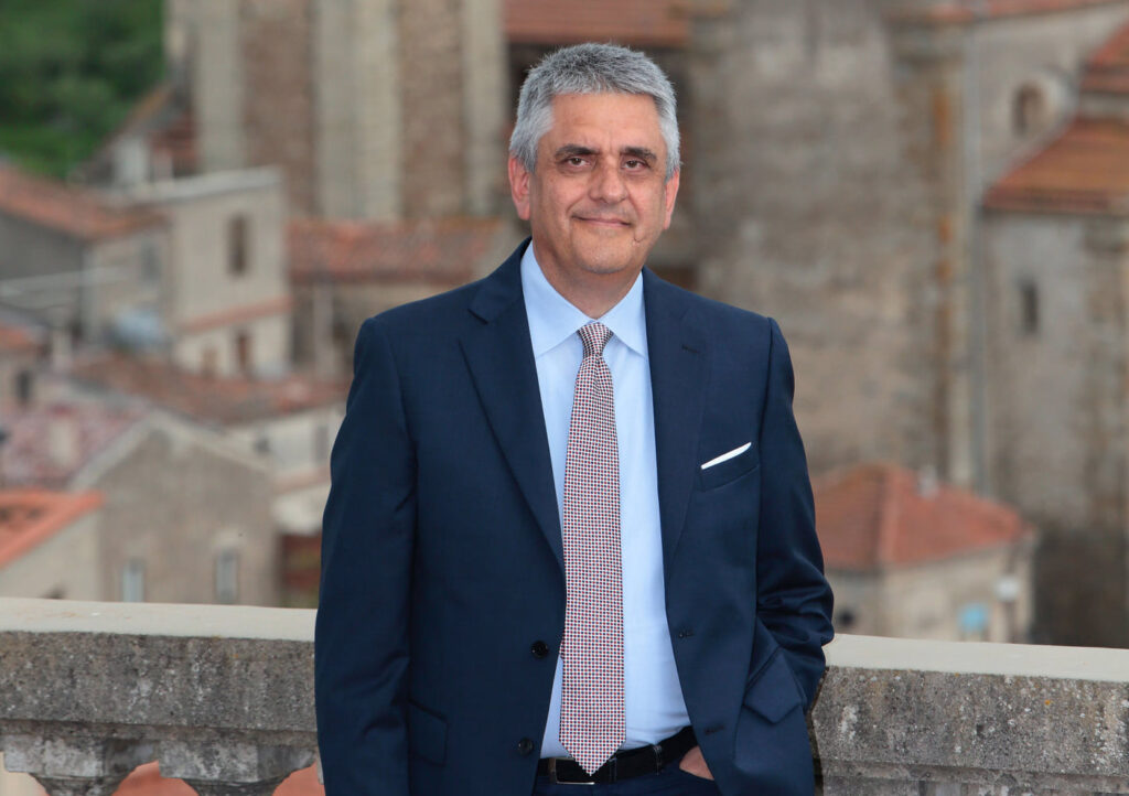 GAETANO ARTALE – Un onore aver fatto il sindaco di Ficarra in questi anni