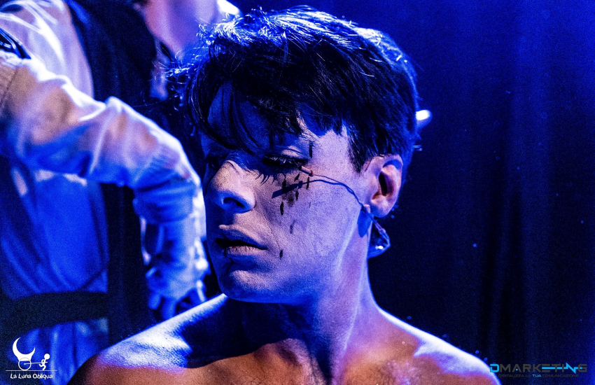 TEATRO – Ripartenza anche per gli “Esoscheletri” di Sasà Neri