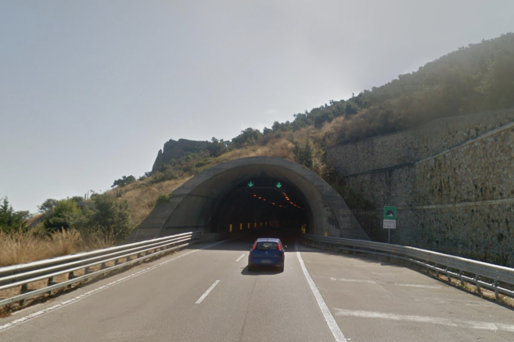AUTOSTRADE SICILIANE – Sino a Natale, ancora controlli alle gallerie autostradali della A20