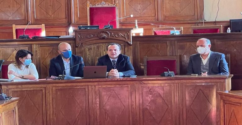 MILAZZO – PNRR incontro tra il Sindaco metropolitano e quelli dei Comuni della zona tirrenica. Consegnati i lavori SP 73, 72/D e 75 bis