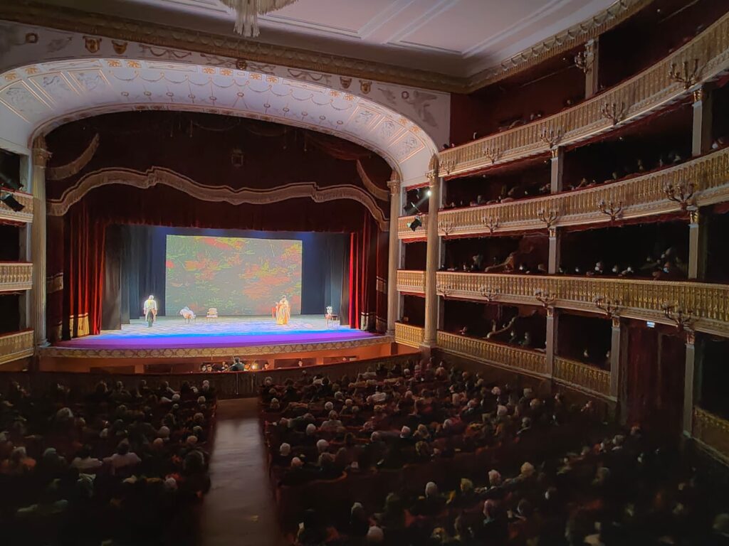 “LA TRAVIATA” – Grande successo per l’Opera andata in scena sabato al teatro Alfonso Rendano di Cosenza