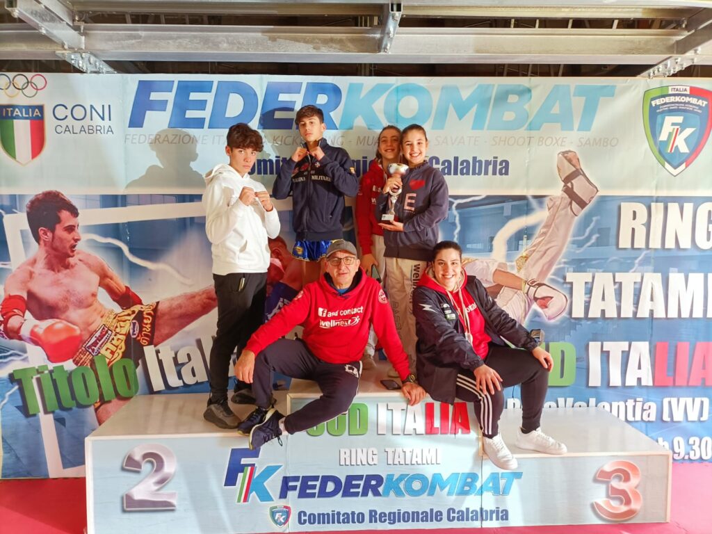 KICKBOXING – Gli atleti del Maestro Angelo Cirilla vittoriosi al Sud Italia Tatami Ring di Vibo Valentia