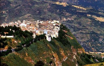 SICILIA – Comuni montani, dal governo Musumeci 100 milioni per il credito d’imposta alle aziende