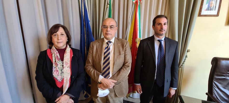MESSINA – Si è insediato a Palazzo dei Leoni il Commissario straordinario Leonardo Santoro