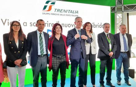 SICILIA – Trasporti, presentati i nuovi treni ibridi Blues acquistati dalla Regione