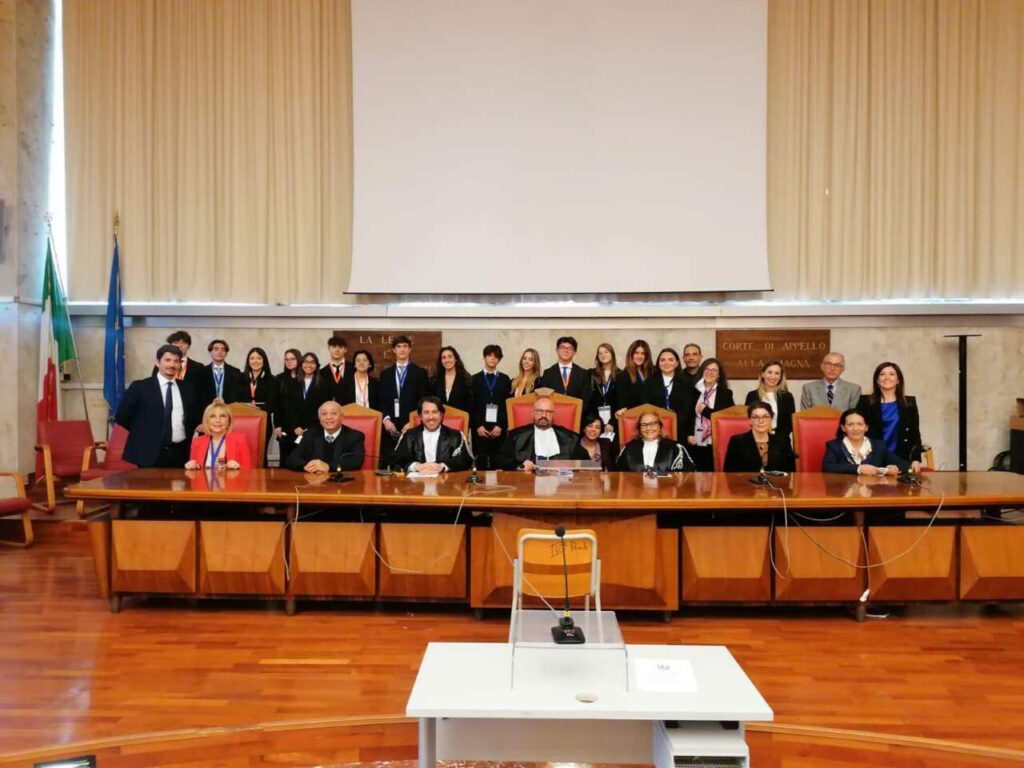 TORNEO ORDINI DEGLI AVVOCATI “DIRE E CONTRADDIRE” – Vince la disputa il Maurolico di Messina