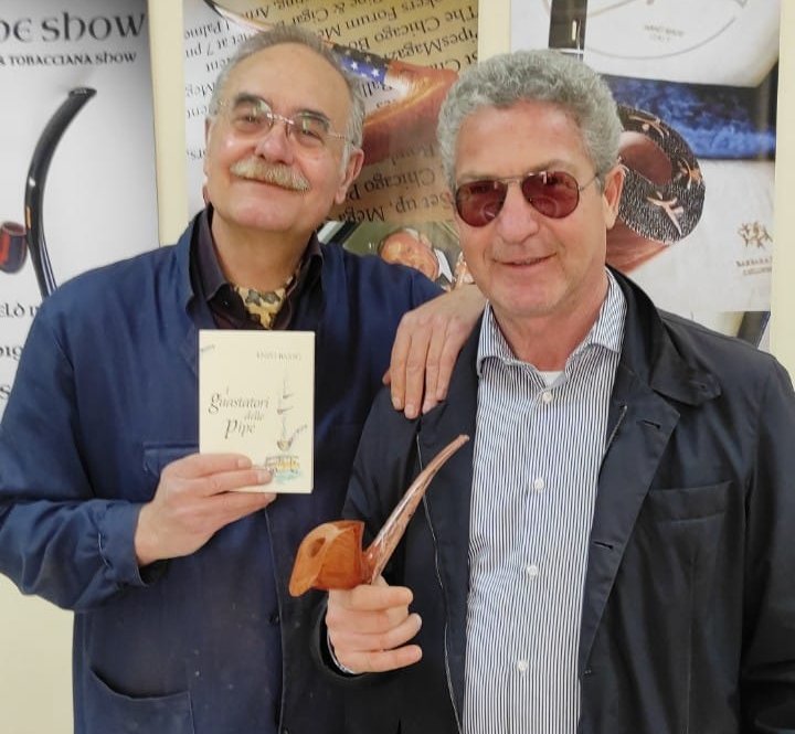 ENZO BASSO –   “I guastatori delle pipe” al museo della pipa di Modica