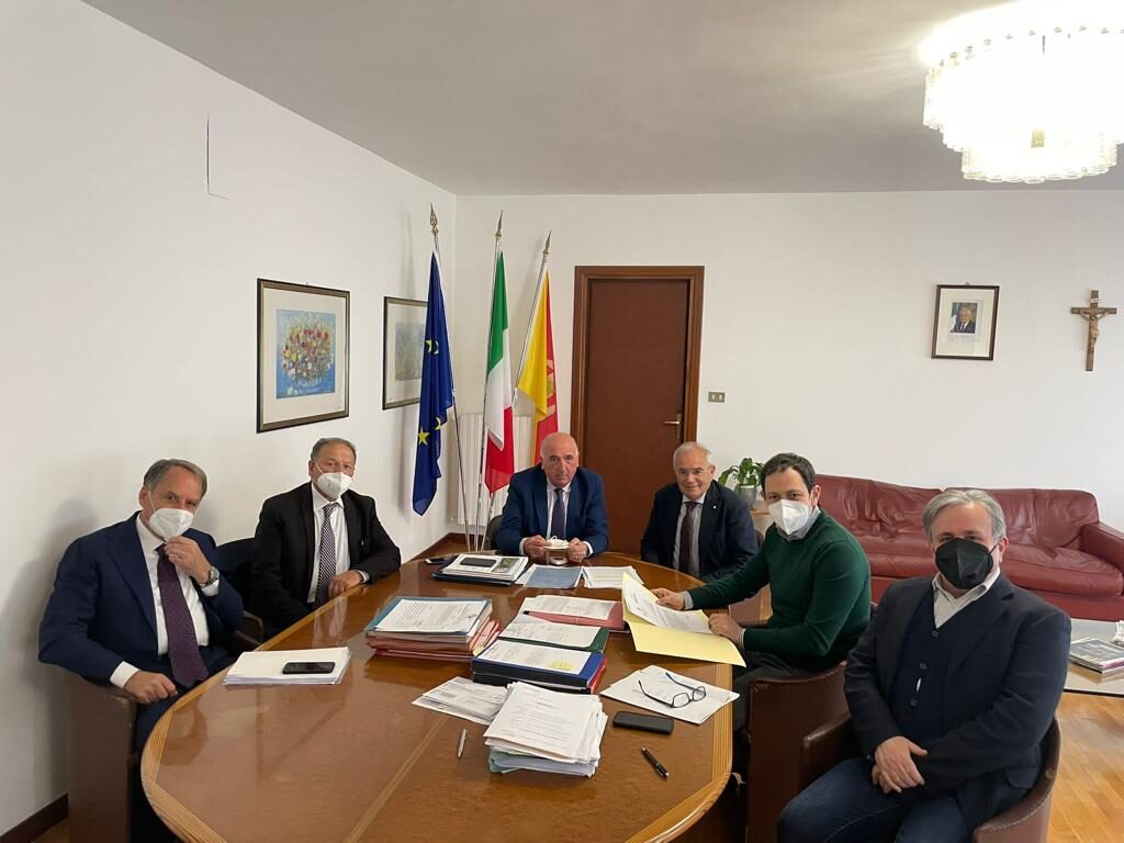 SANT’AGATA MILITELLO – Punto nascita e servizi sanitari, incontro dei sindaci con l’assessore Razza