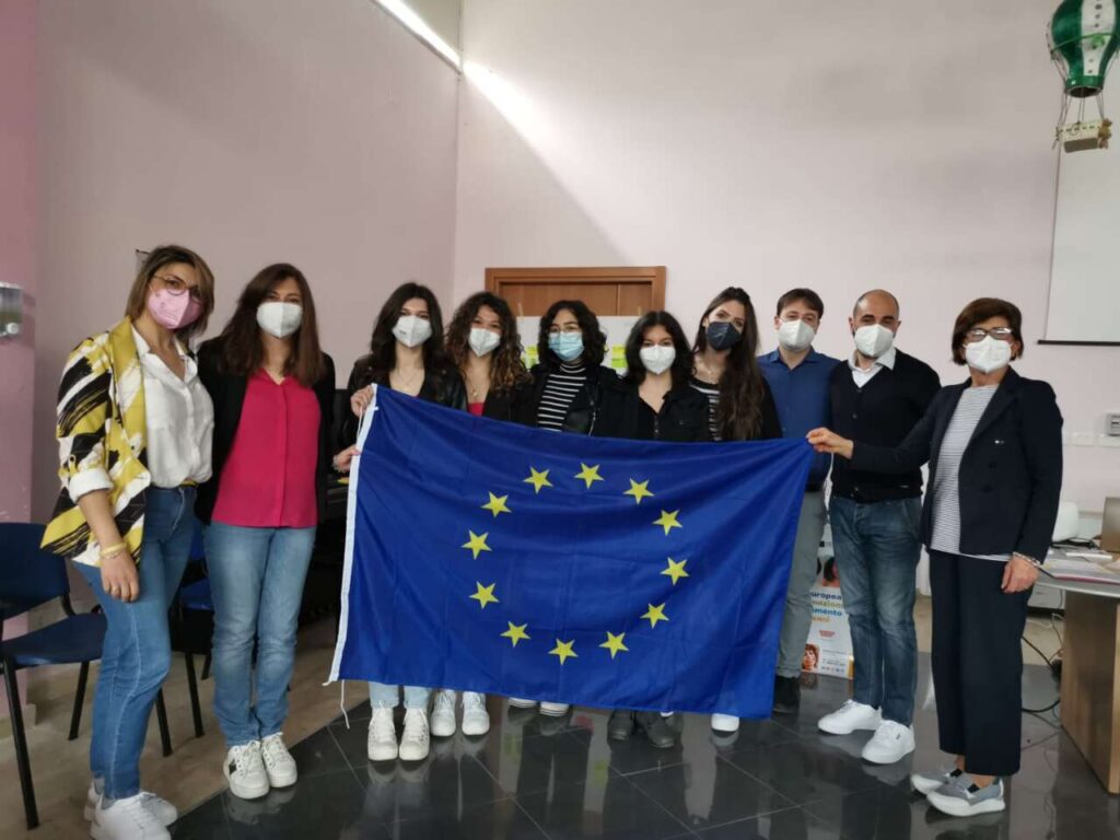EURODESK YOUNG MULTIPLIER – Concluso il percorso di orientamento per 77 studenti di 3 scuole del comprensorio nebroideo
