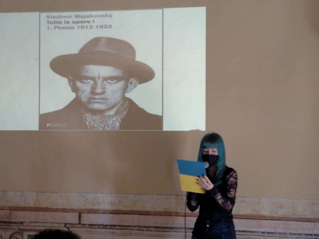 MILAZZO – Il Majorana a Palazzo D’Amico per “Il maggio dei libri-2022”