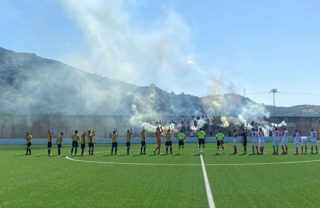 CALCIO – Il Santa Teresa, ai rigori sale di categoria