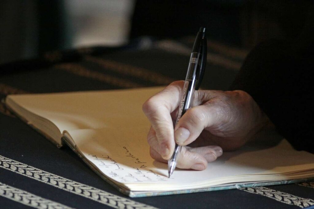 TUTTI ASSOLTI – Non ci fu raggiro di incapace per quel testamento alla badante