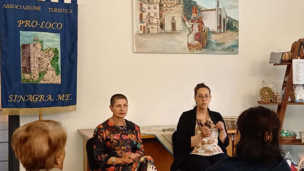 SINAGRA – Il “Maggio dei libri” si conclude con la presentazione di “Foss’anche un romanzo” della giornalista Letizia Cuzzola