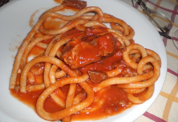 PROMOZIONE DEL TERRITORIO 3 – La scoperta della cucina Sampietrina: i Maccheroni