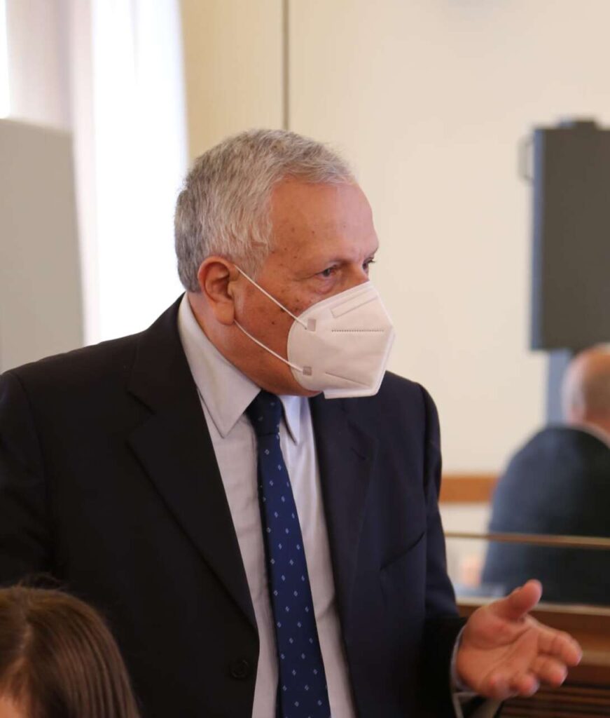 COVID – Ipotesi stop isolamento domiciliare positivi.  Miraglia: Decisione pericolosissima
