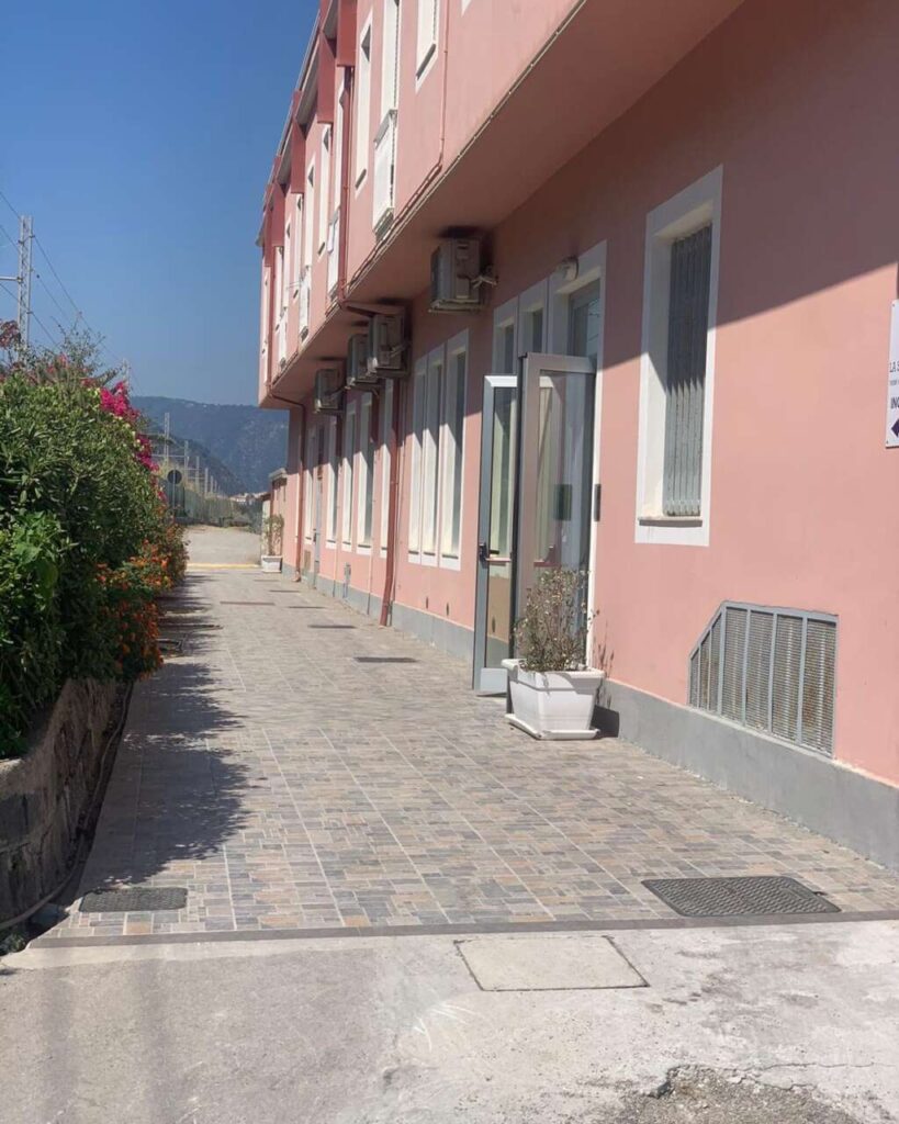 STRADE & VIABILITA’ – A Piraino…quella della Scogliera giusto per dire
