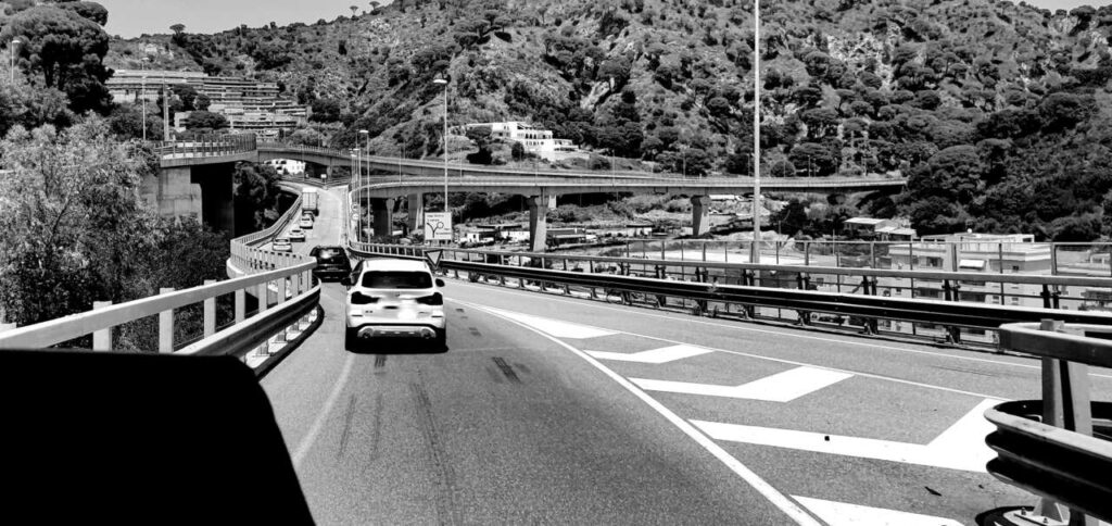 RIAPERTURA A20 – Dalla mezzanotte di oggi si circolerà tra Giostra e Rometta