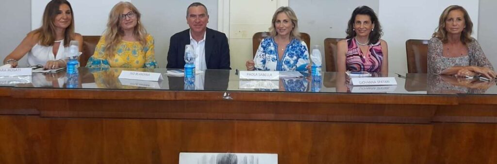 CAMERA DI COMMERCIO – Presentato il libro  “Lettera d’Amore per te” della scrittrice messinese Annita Vesto