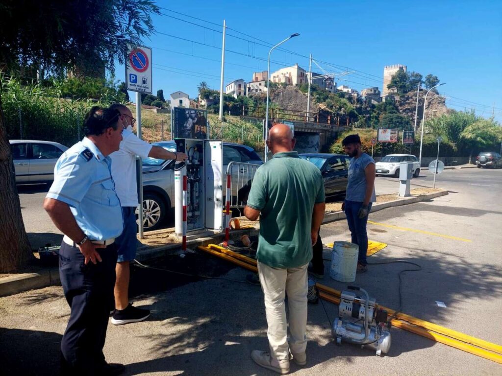 BROLO GREEN – Operative le colonnine da ricarica per le auto elettriche
