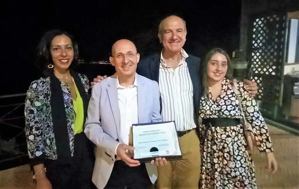 VACCINI A SENZA TETTO E BISOGNOSI – Consegnato premio “Medico di Carità” al prof Alberto Firenze