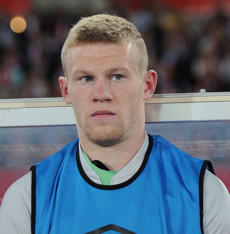 SCHIENA DRITTA – James McClean non “omaggia” la Regina
