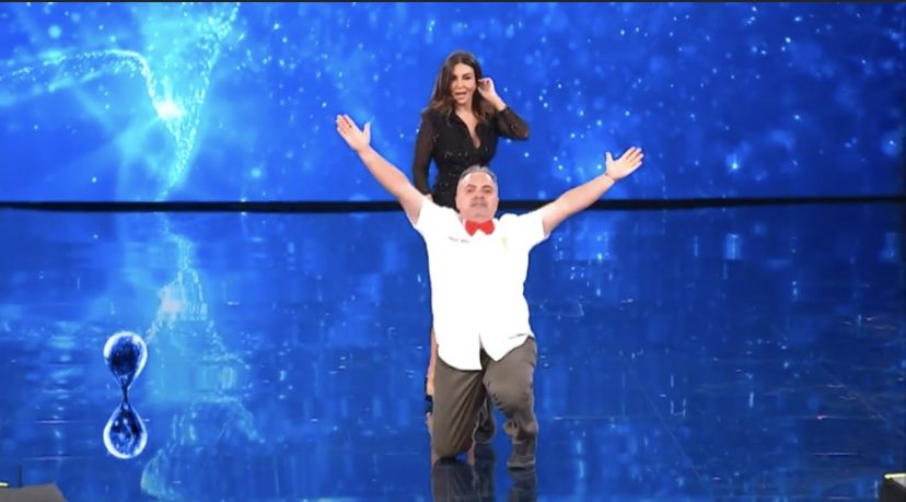 SUPER MARIO – Il simpaticissimo Mario Gregoli, di Capo d’Orlando va in finale a “Tù sì que vales”